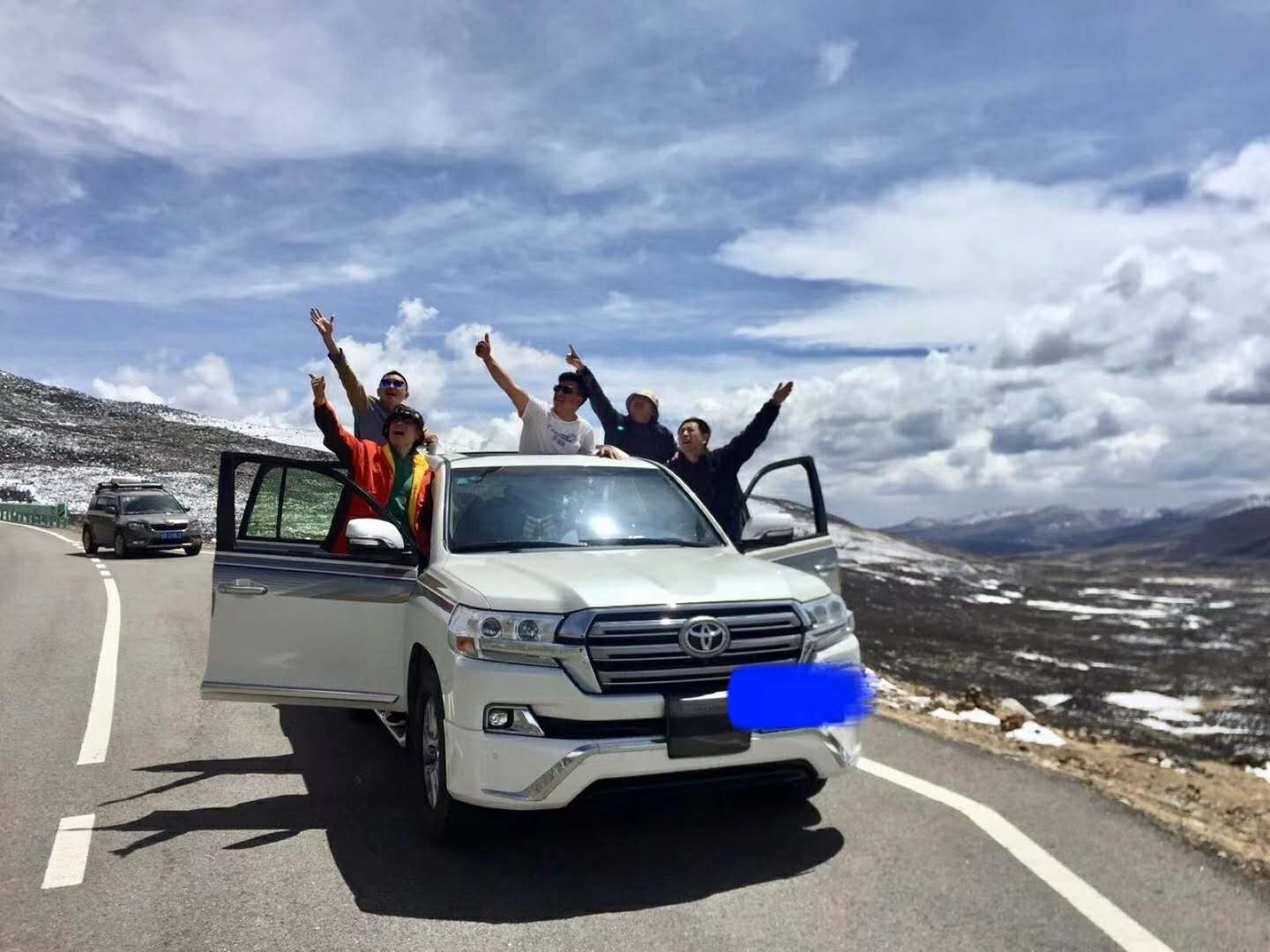 川藏线旅游包车